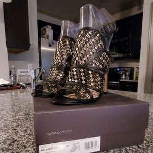 Vince Camuto Sandles